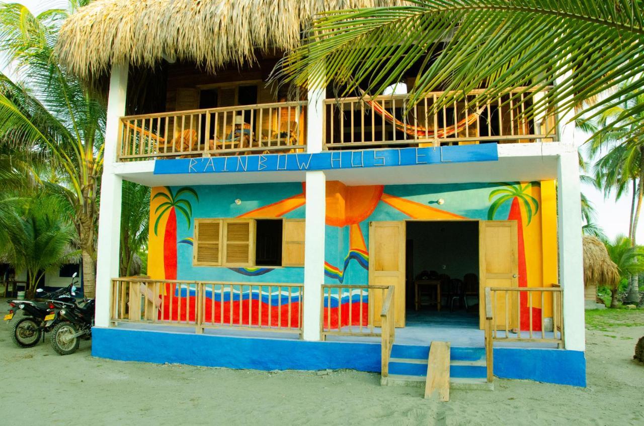 Rainbow Hostel San Bernardo del Viento Eksteriør billede